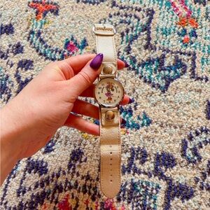 Vintage Bradley Swiss Made Minnie Mouse Watch – Cream Leather Band 💜